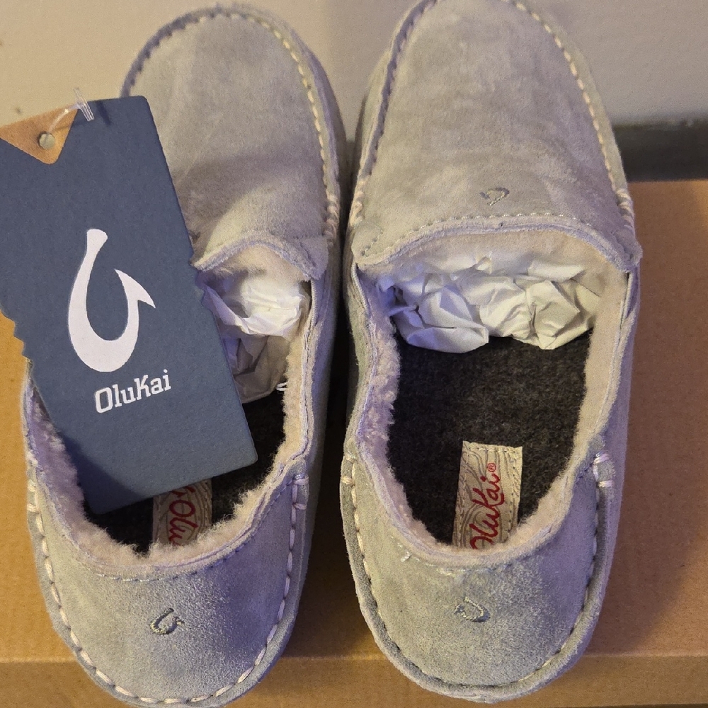 OluKai Light Gray Suede Slippers